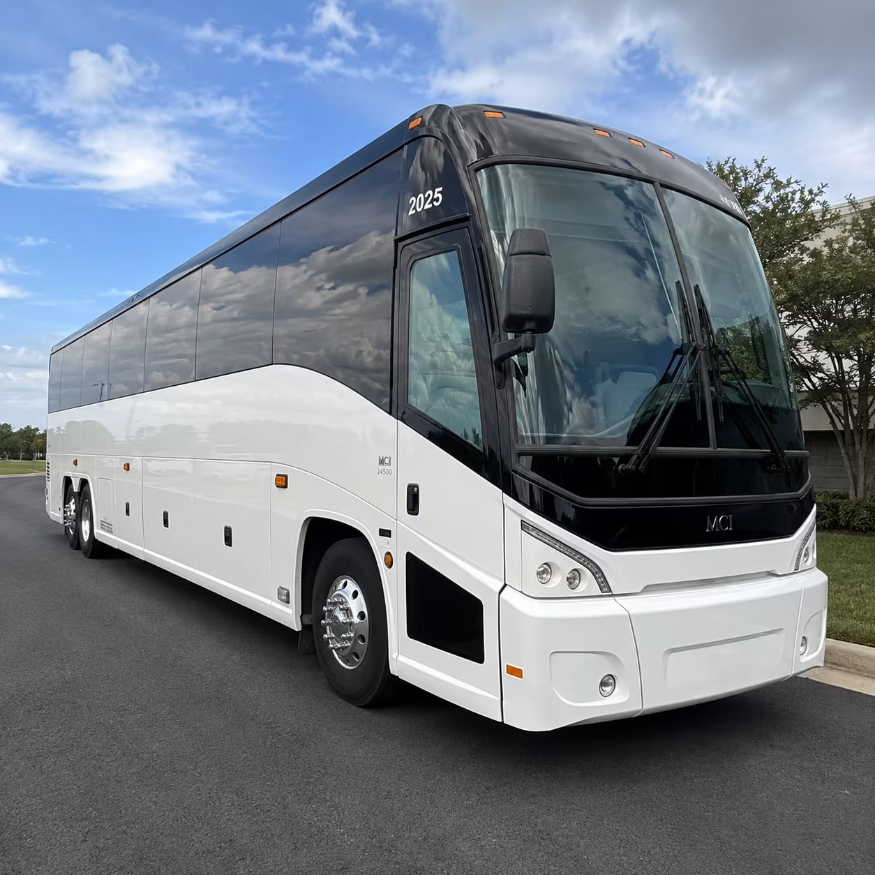 long distance charter buses for away games and college road trips from pasadena