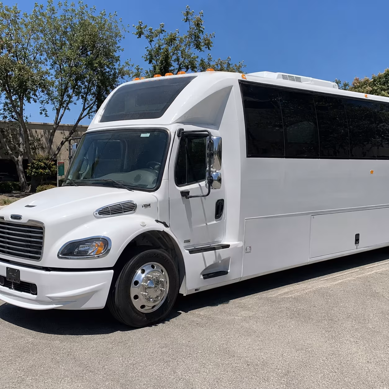 party buses for bachelorette bar crawls along pasadena s nightlife strip