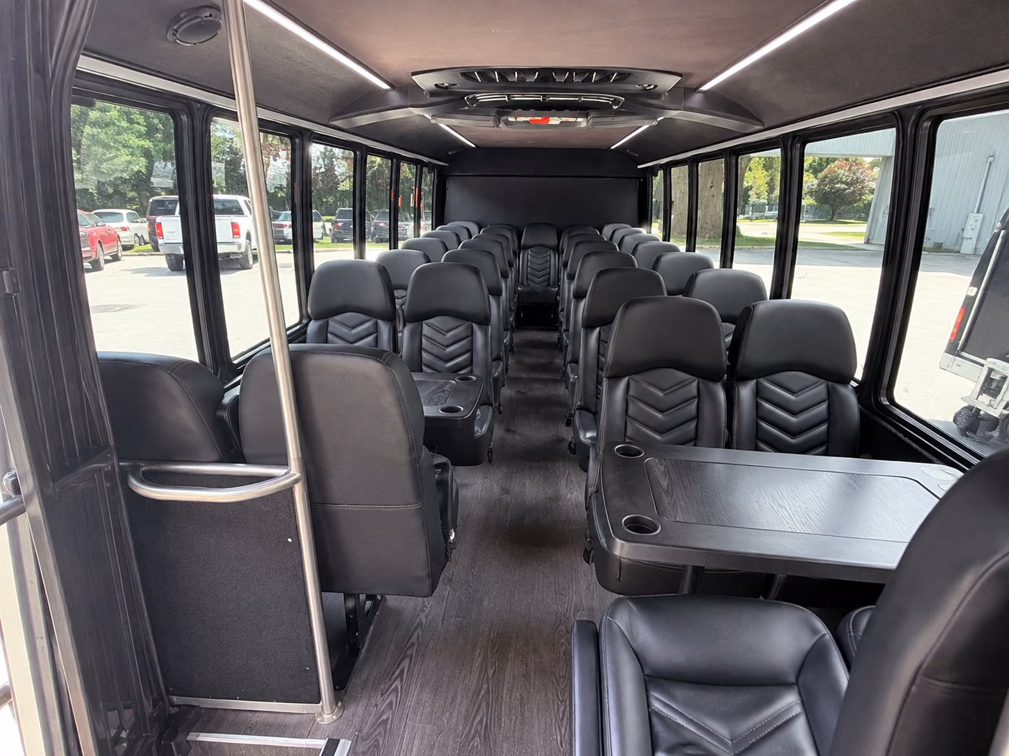 pasadena 20 passenger minibus interior