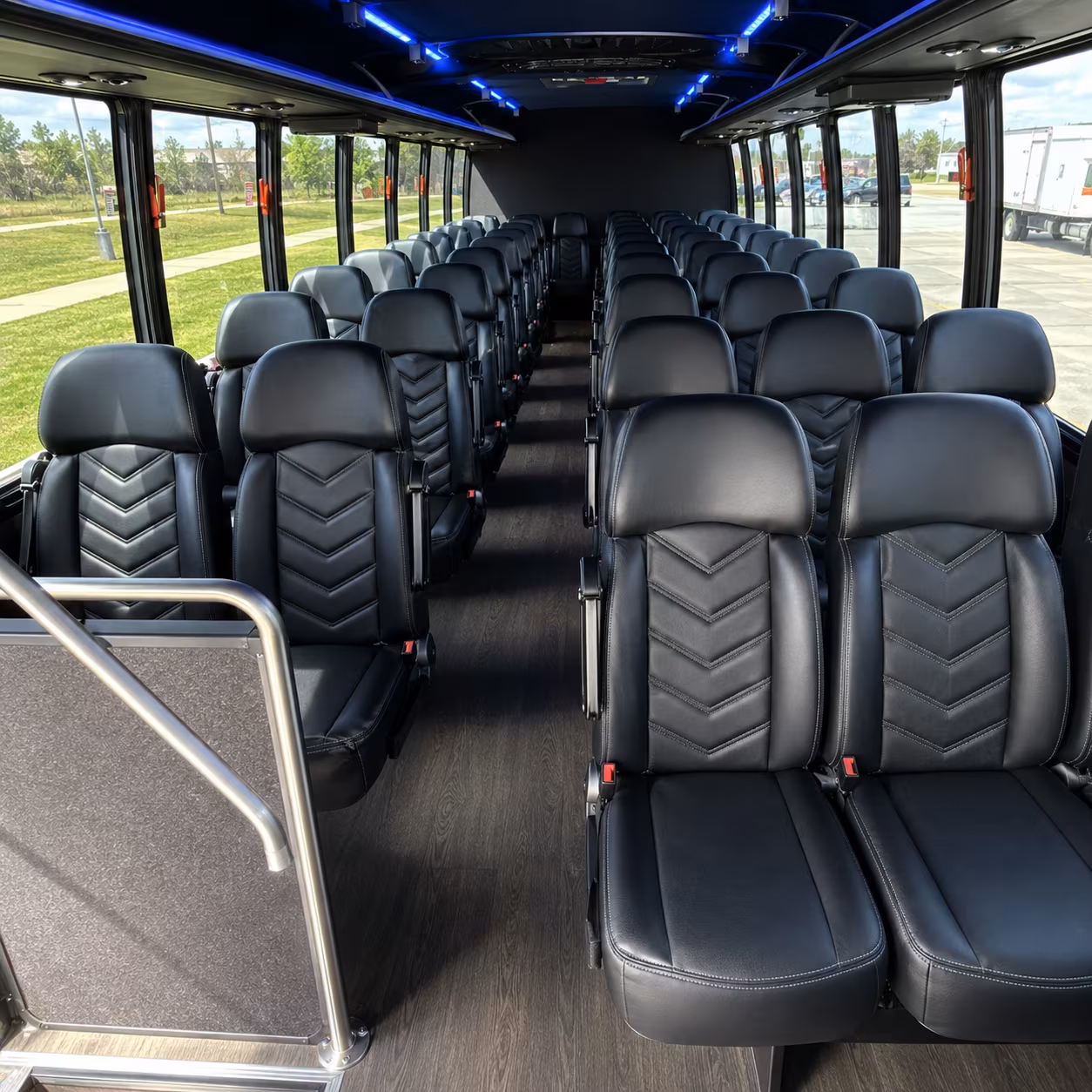 pasadena 25 passenger minibus interior