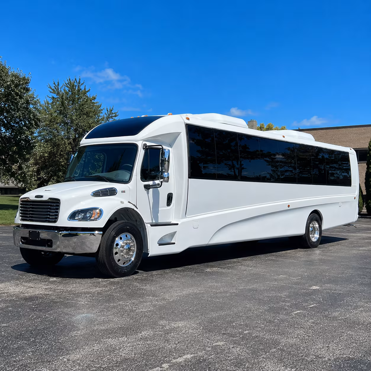 pasadena 25 passenger minibus