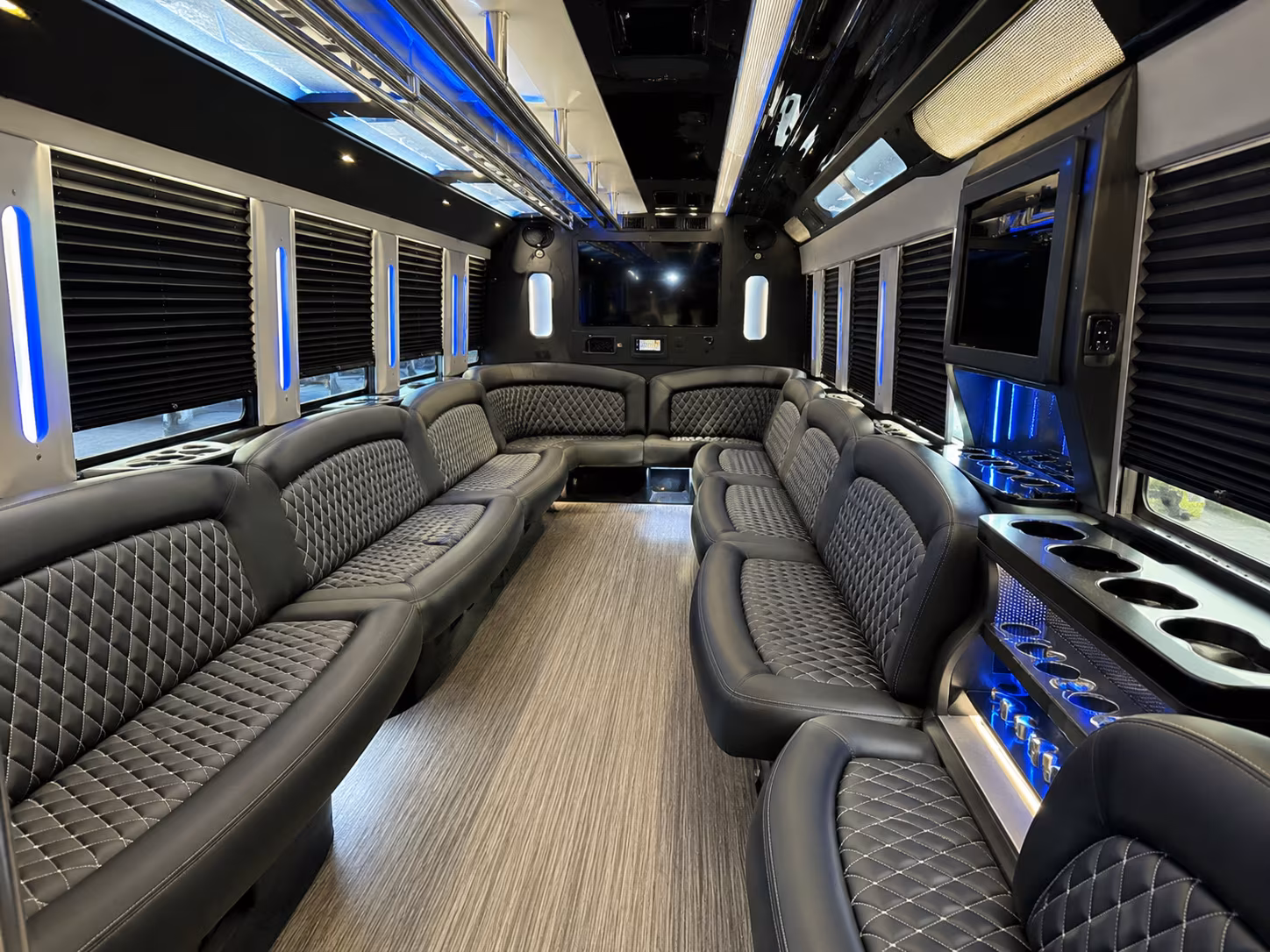 pasadena concert party bus rental
