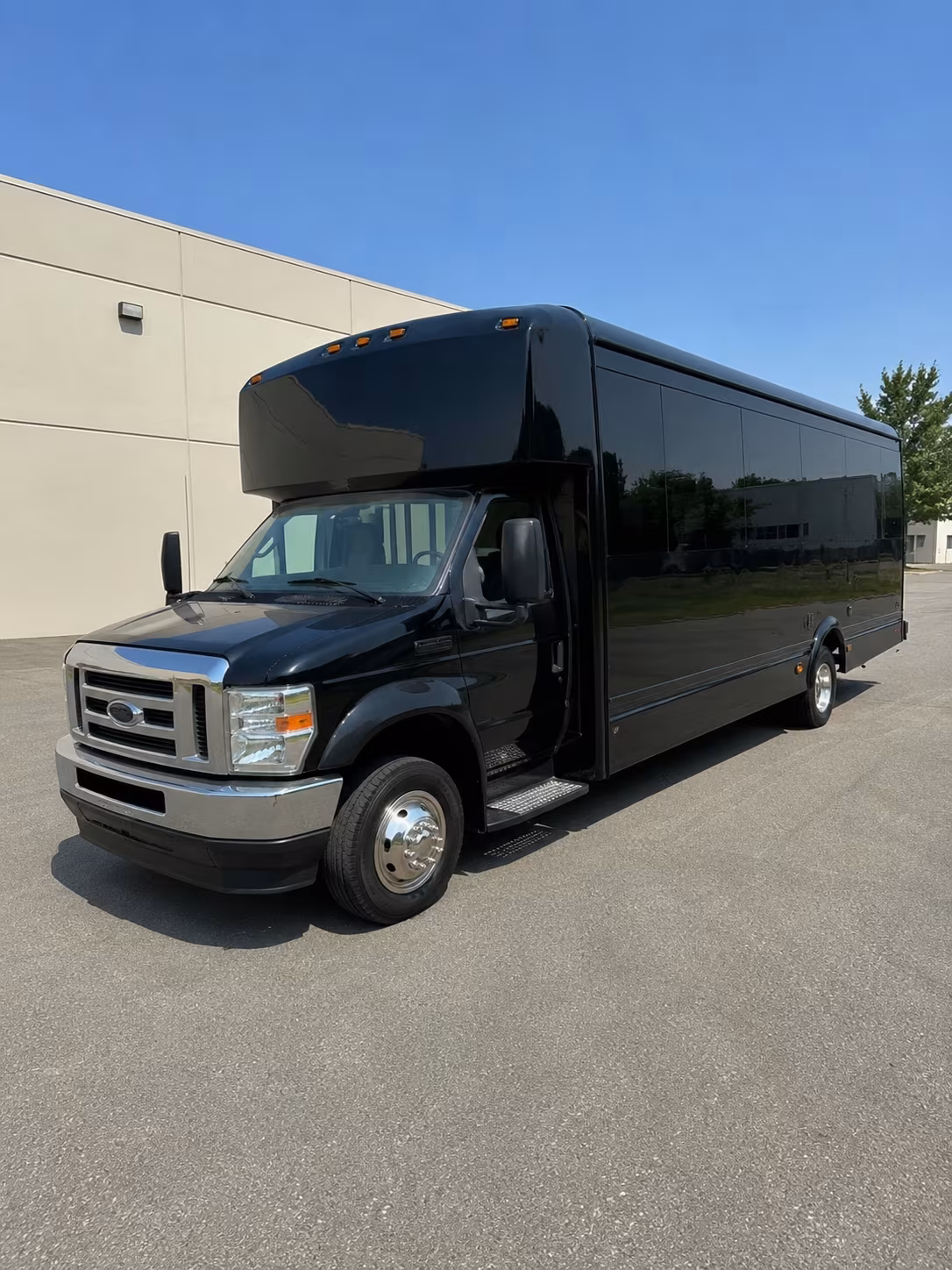 pasadena night out party bus rental