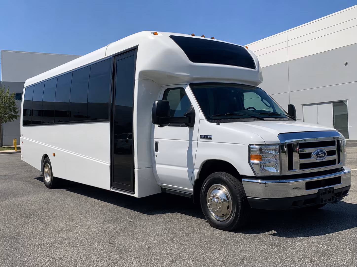 reserve transportation for your next bachelor or bachelorette party 5