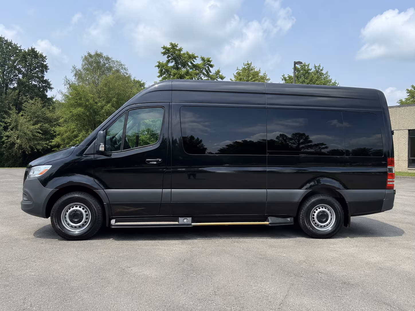 reserve transportation for your next prom 3
