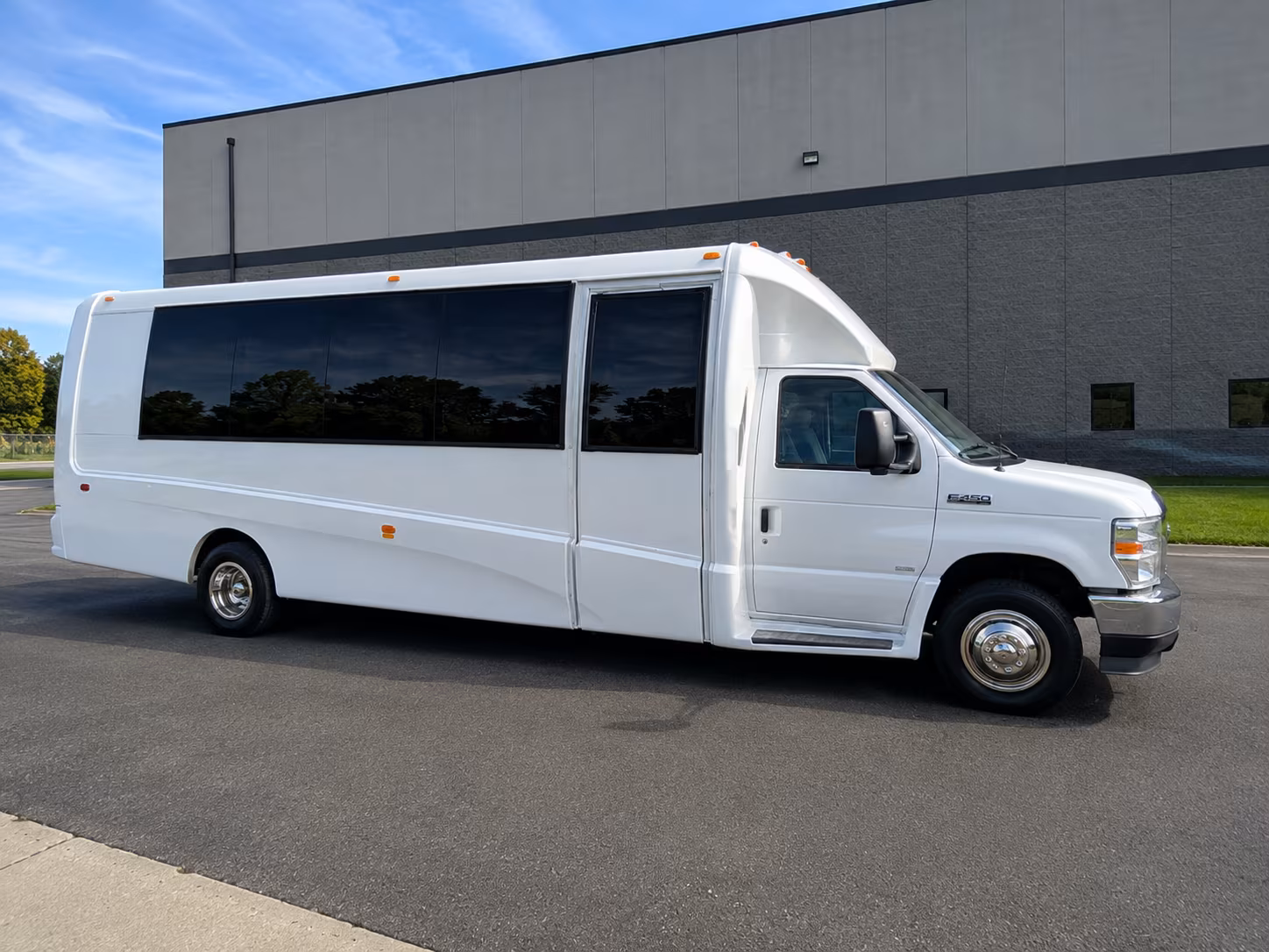 reserve transportation for your next wine tour 3